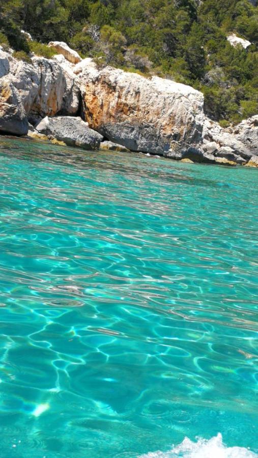 Bilocale Allegro Appartement Cala Gonone Buitenkant foto